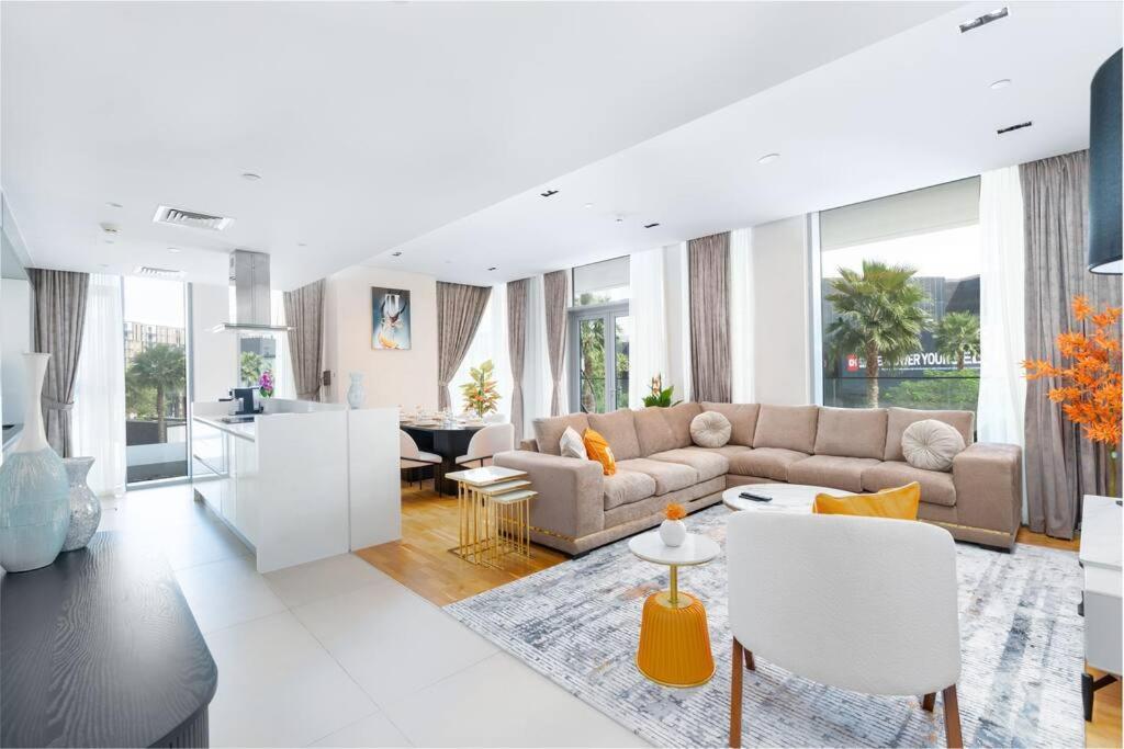 Apartment On Off Hh- Bluewaters-luxurious 3 Bedroom & Maid Dubai