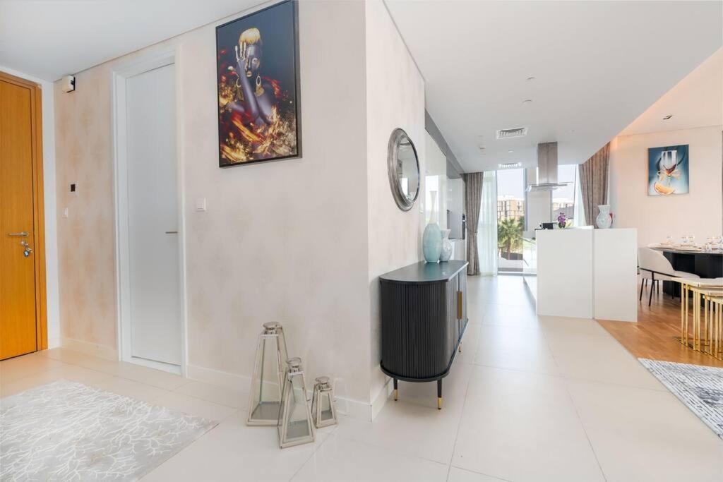 On Off Hh- Bluewaters-luxurious 3 Bedroom & Maid Dubai